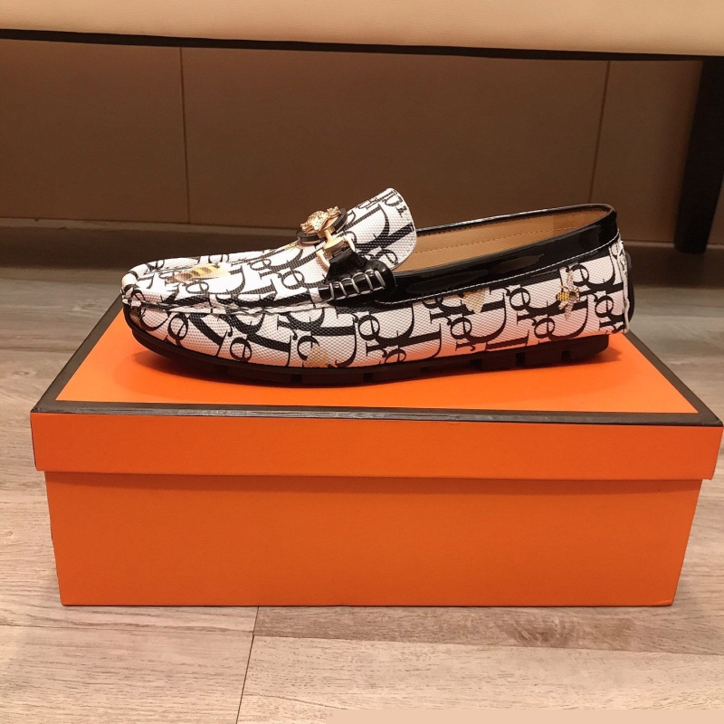 G*u*i leather shoes